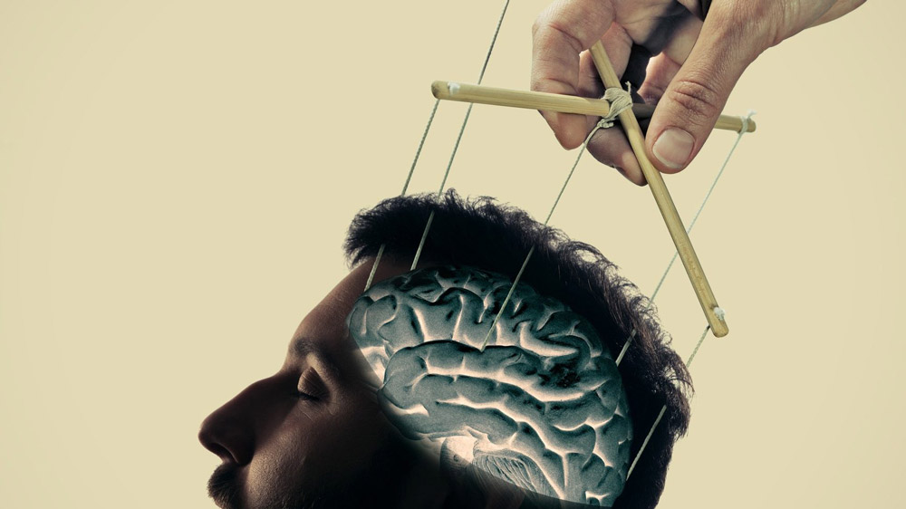 کنترل ذهن خود را در خوابگاه پسرانه به دست بگیرید